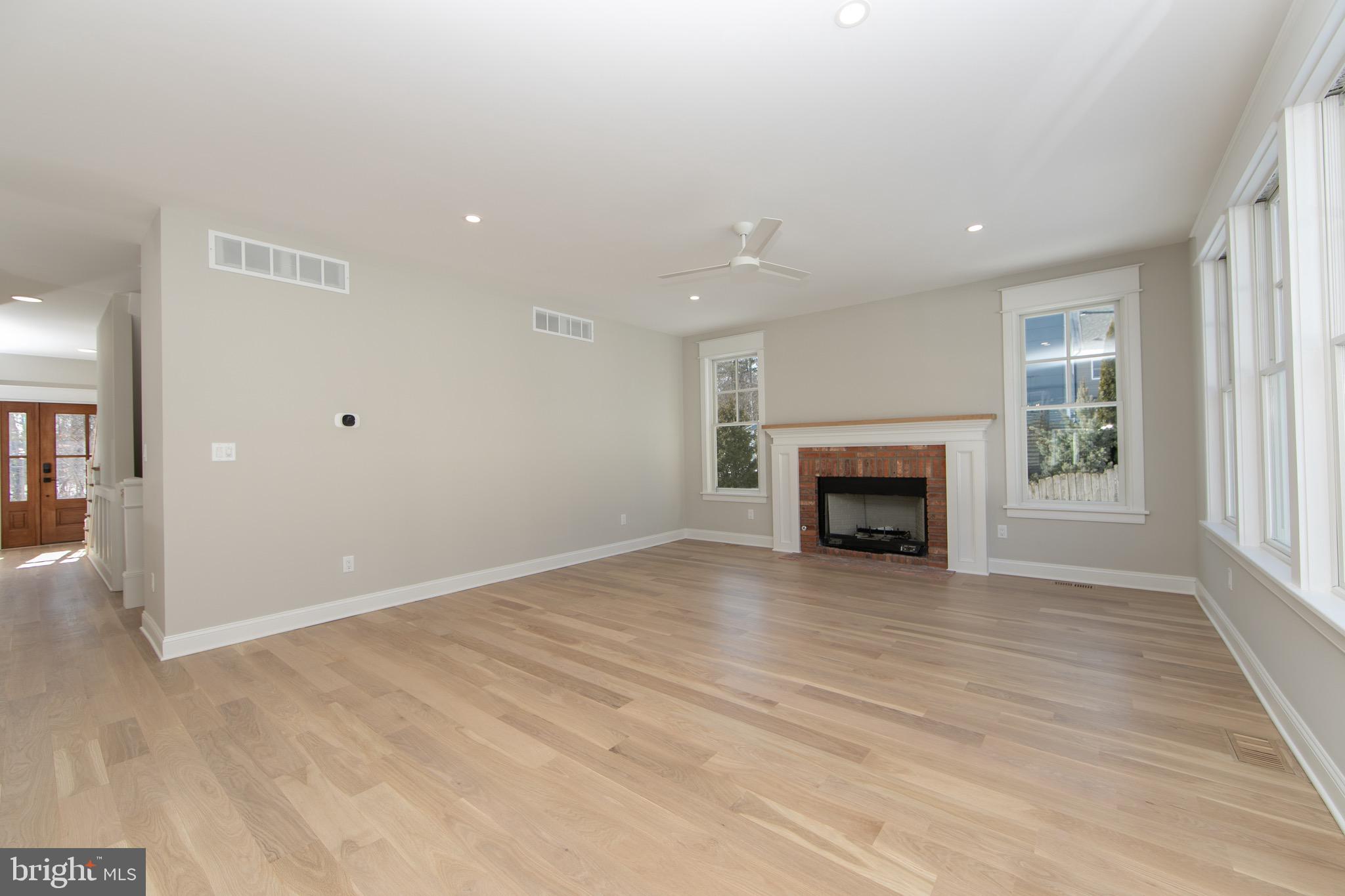 121 Reillywood Avenue Haddonfield, NJ 08033 - Photo 17 of 50 Living Room