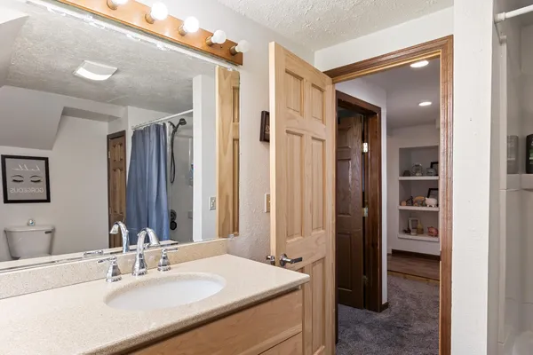 $1,250,000 | N7031 County Road East, Ripon, WI 54971