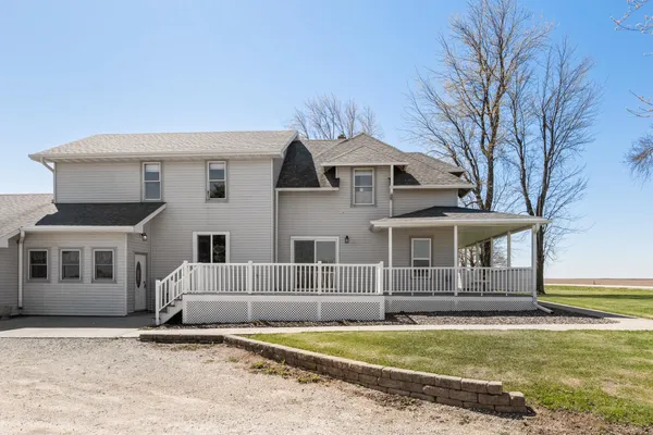 $1,250,000 | N7031 County Road East, Ripon, WI 54971