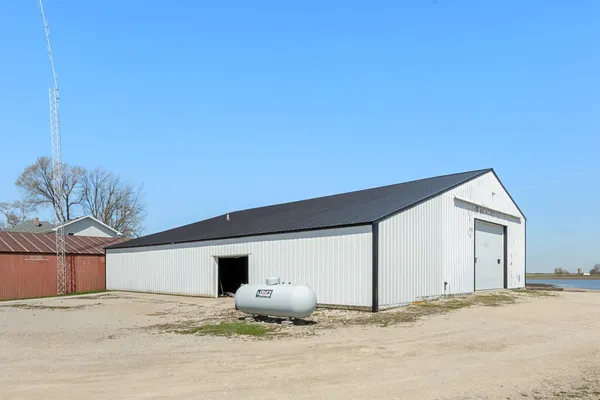 $1,250,000 | N7031 County Road East, Ripon, WI 54971