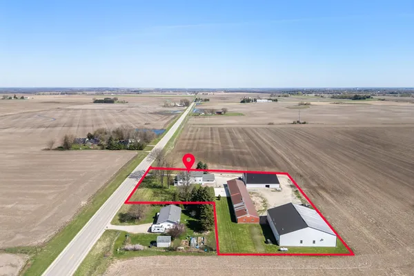 $1,250,000 | N7031 County Road East, Ripon, WI 54971