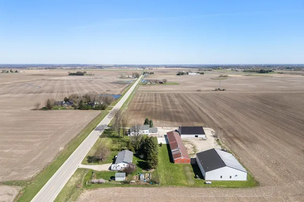 $1,250,000 | N7031 County Road East, Ripon, WI 54971