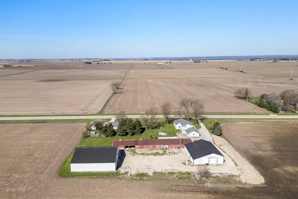 $1,250,000 | N7031 County Road East, Ripon, WI 54971