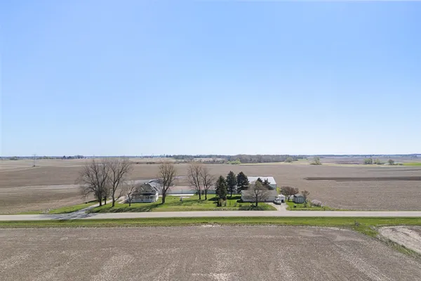 $1,250,000 | N7031 County Road East, Ripon, WI 54971