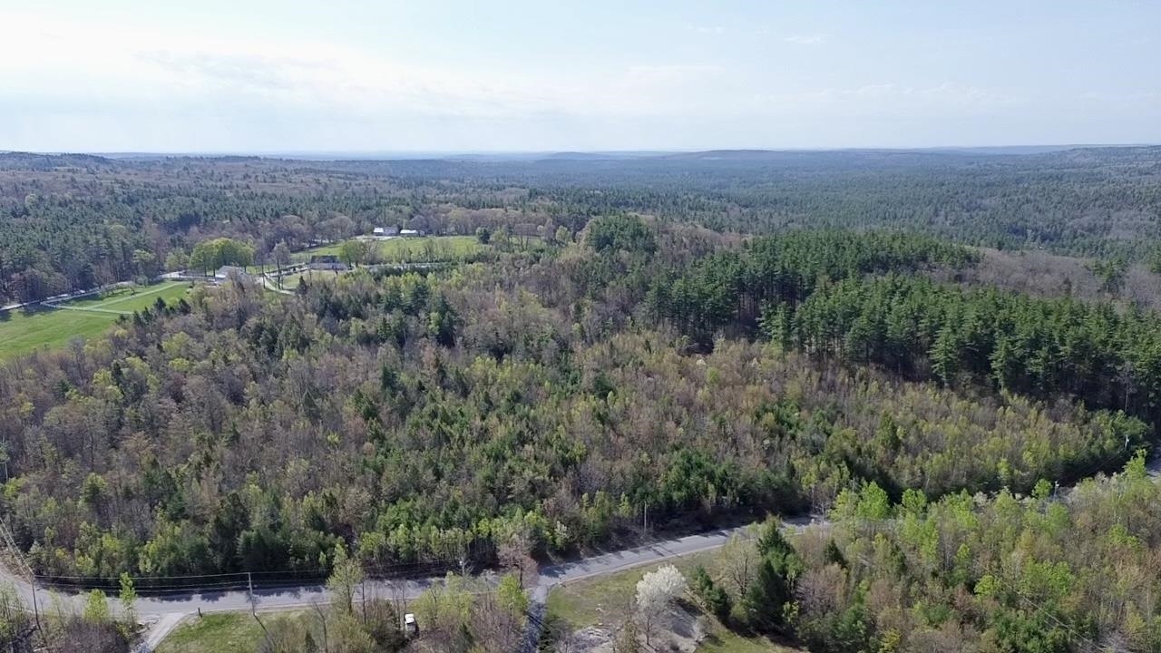 3 Ledgewood Road Wilton, NH 03086 - Photo 3 of 4