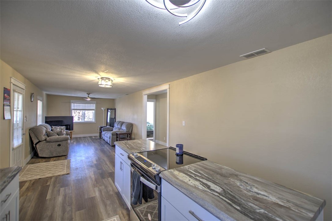 4345 Oak Drive Decatur, IL 62526 - Photo 10 of 27 Gallery Image 10