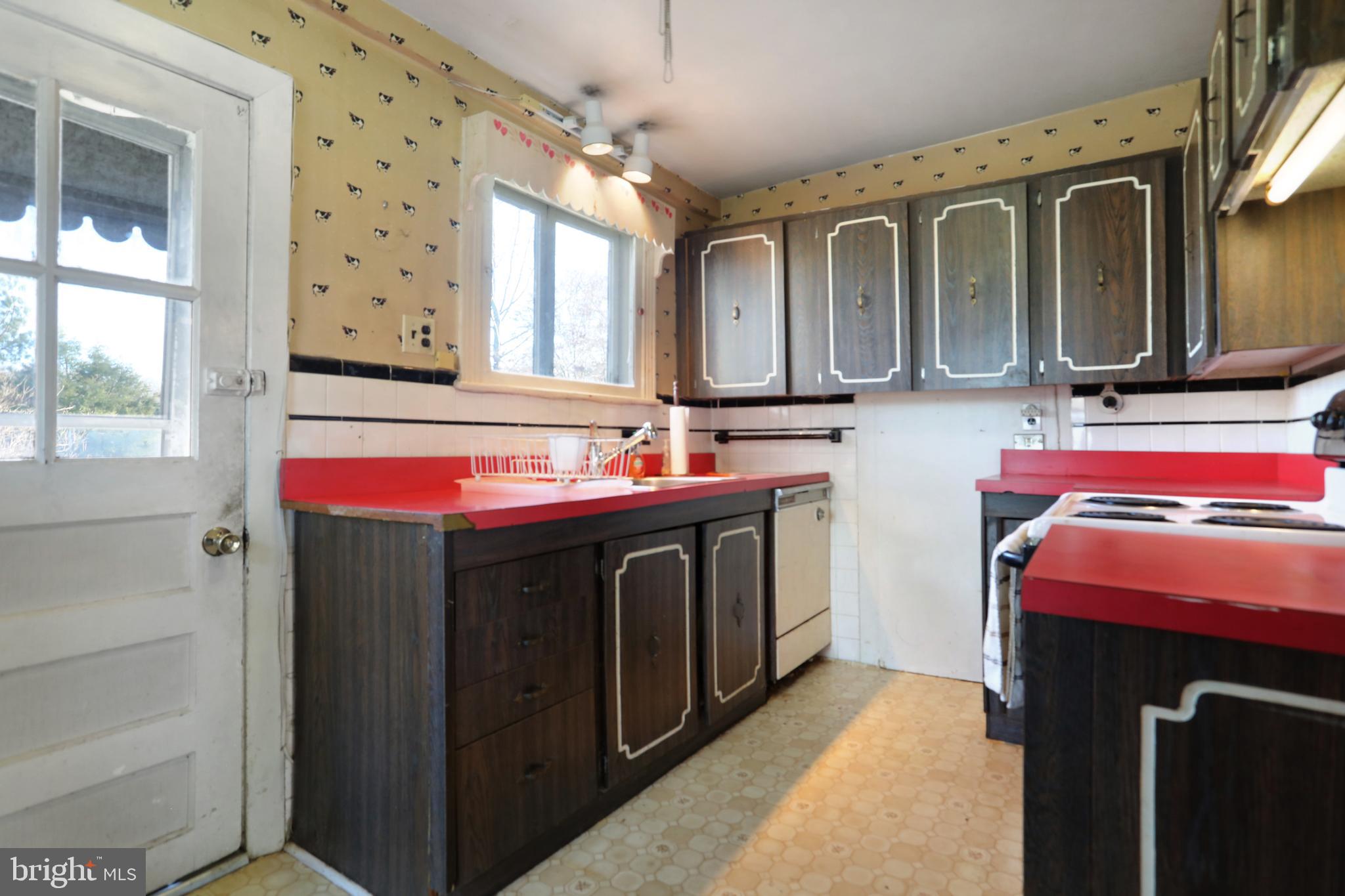 779 Long Corner Road Mount Airy, MD 21771 - Photo 8 of 26 Kitchen