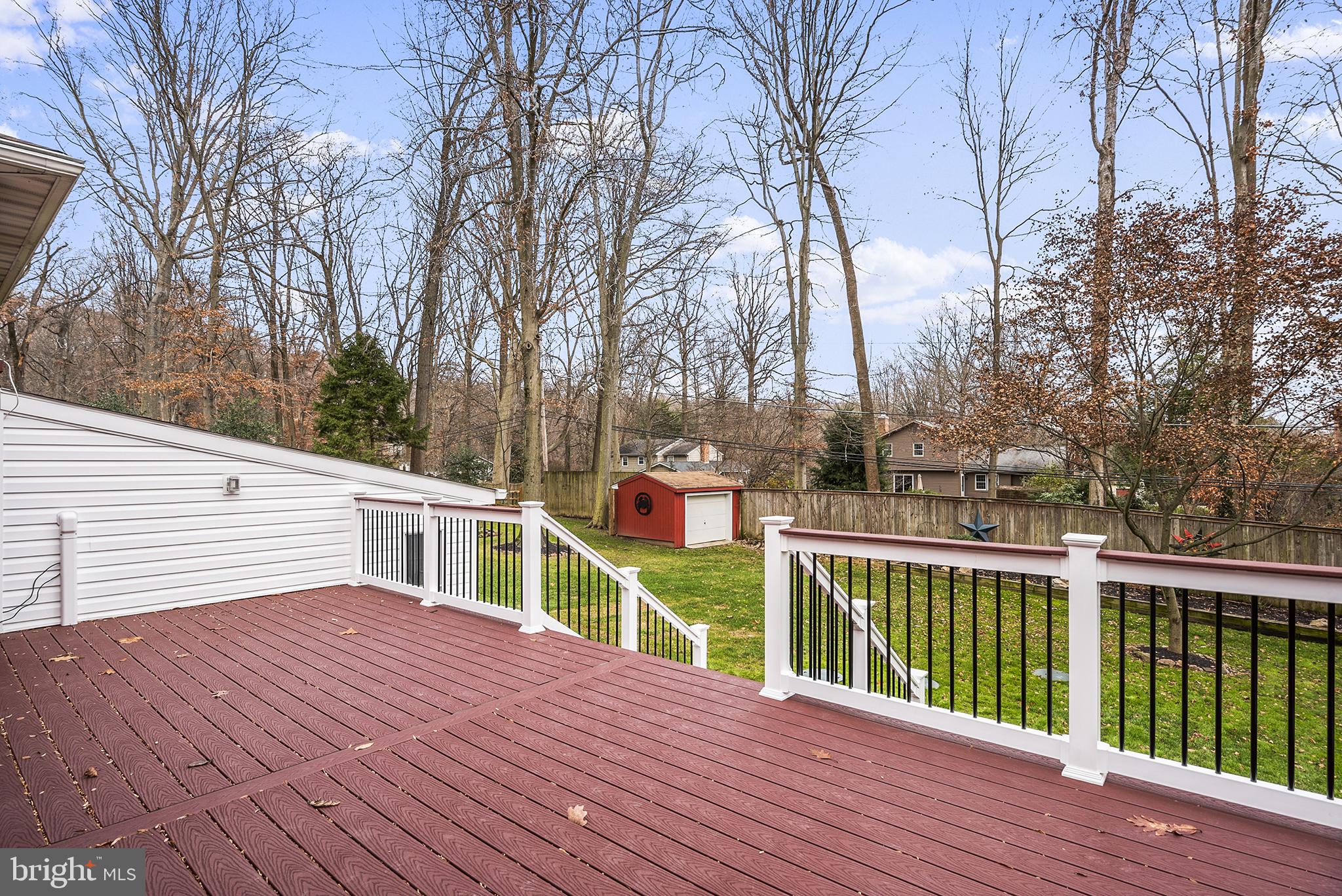 14 East Parkway Elkton, MD 21921 - Photo 21 of 23 Recent Composite Deck