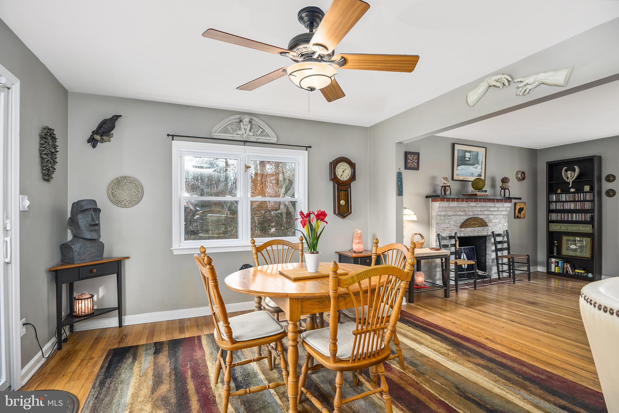 14 East Parkway Elkton, MD 21921 - Photo 5 of 23 Dining Rm. to Living Rm.