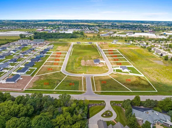 $75,900 | 329 Brookline Avenue, Unit 215, De Pere, WI 54115