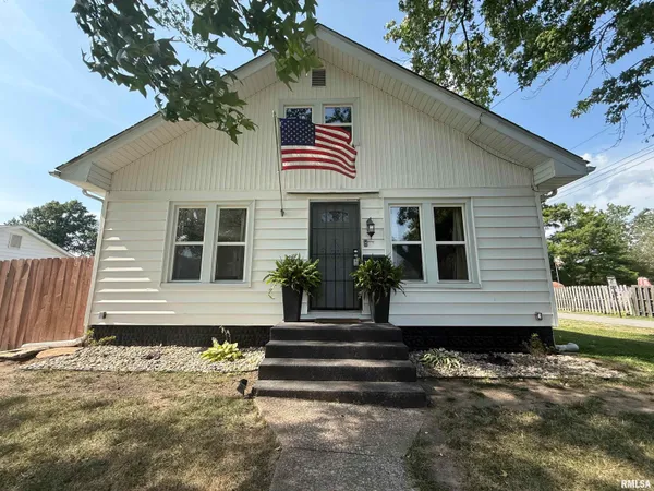 $150,000 | 1606 West Copeland Street, Marion, IL 62959