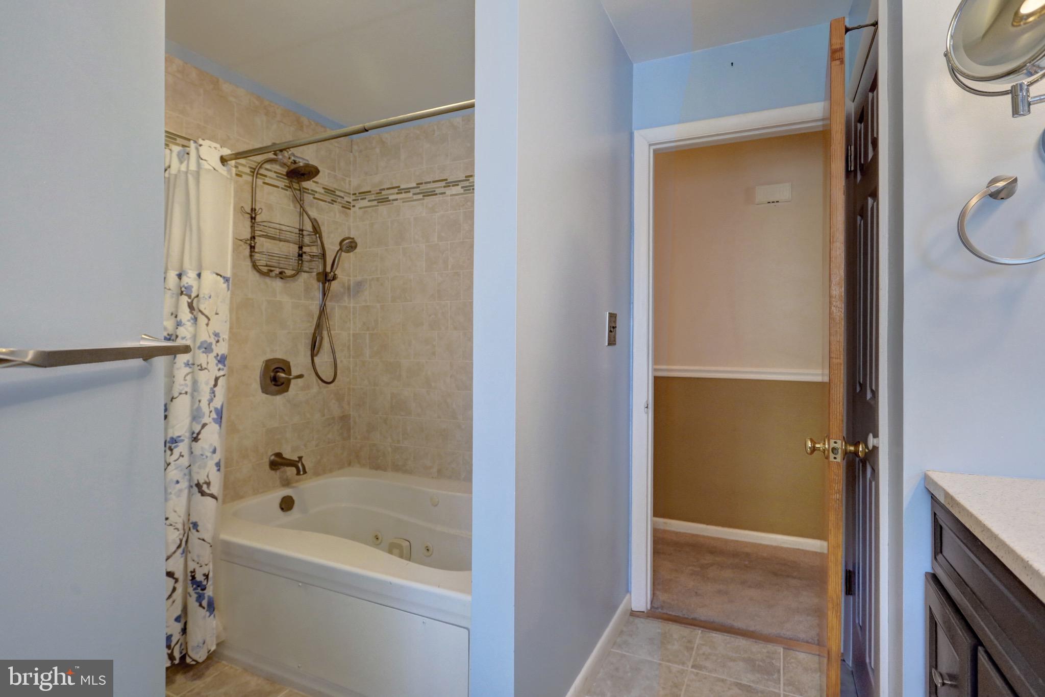 1790 Topaz Road York, PA 17408 - Photo 10 of 41 Gallery Image 10