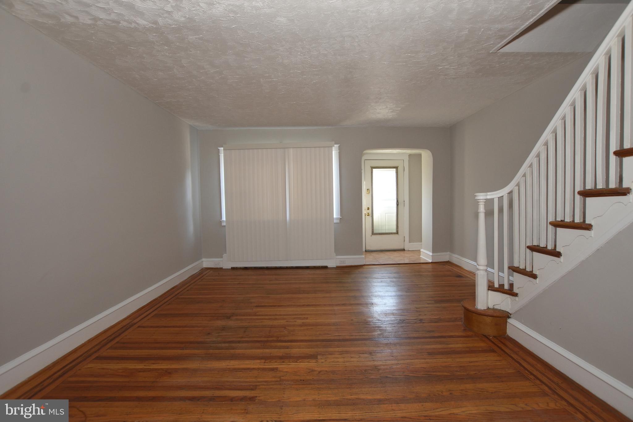 242 Sanford Road Upper Darby, PA 19082 - Photo 19 of 31