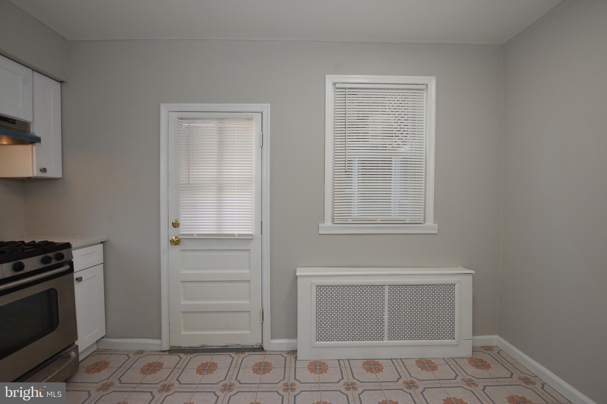 242 Sanford Road Upper Darby, PA 19082 - Photo 27 of 31