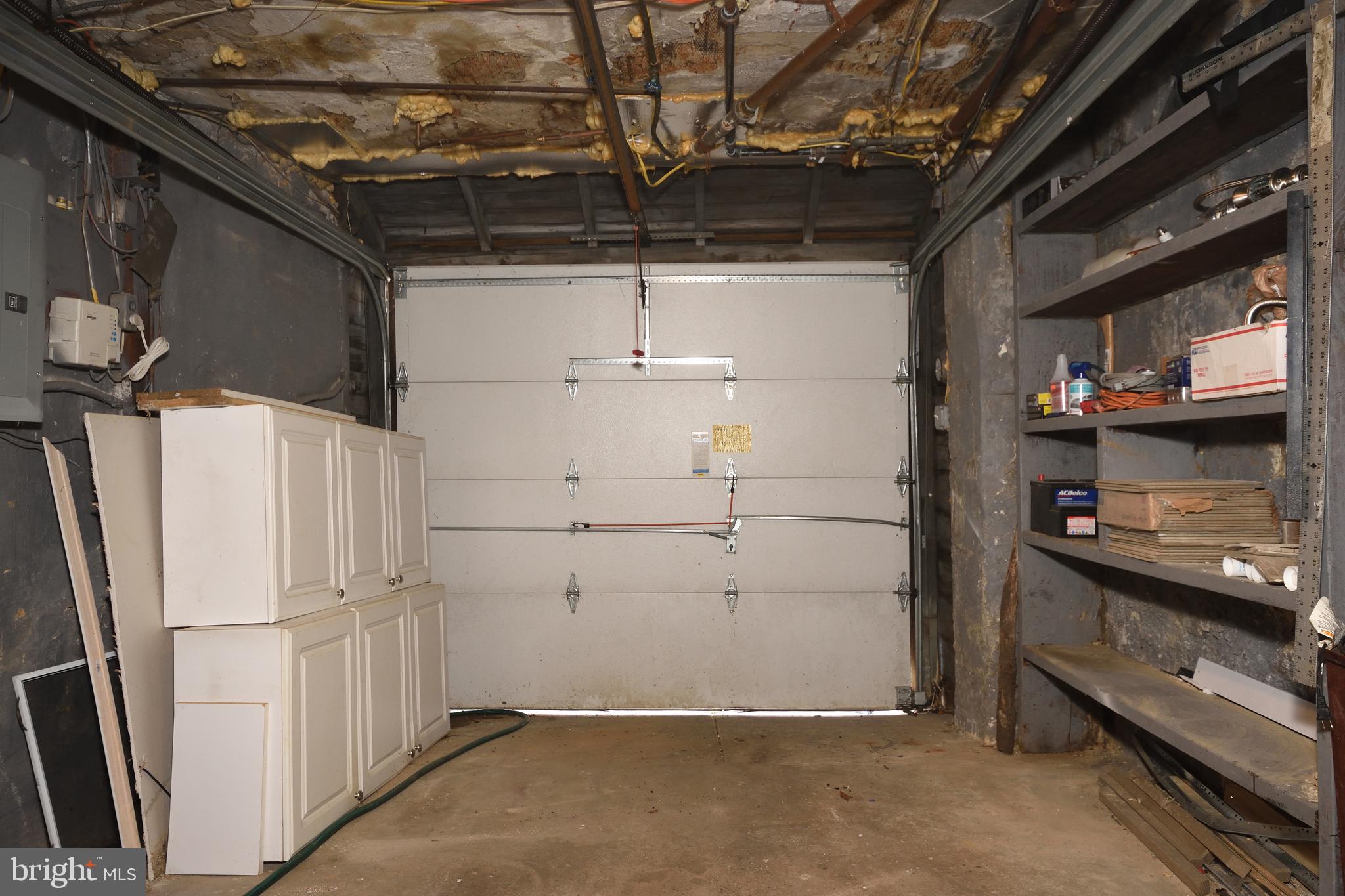 242 Sanford Road Upper Darby, PA 19082 - Photo 28 of 31