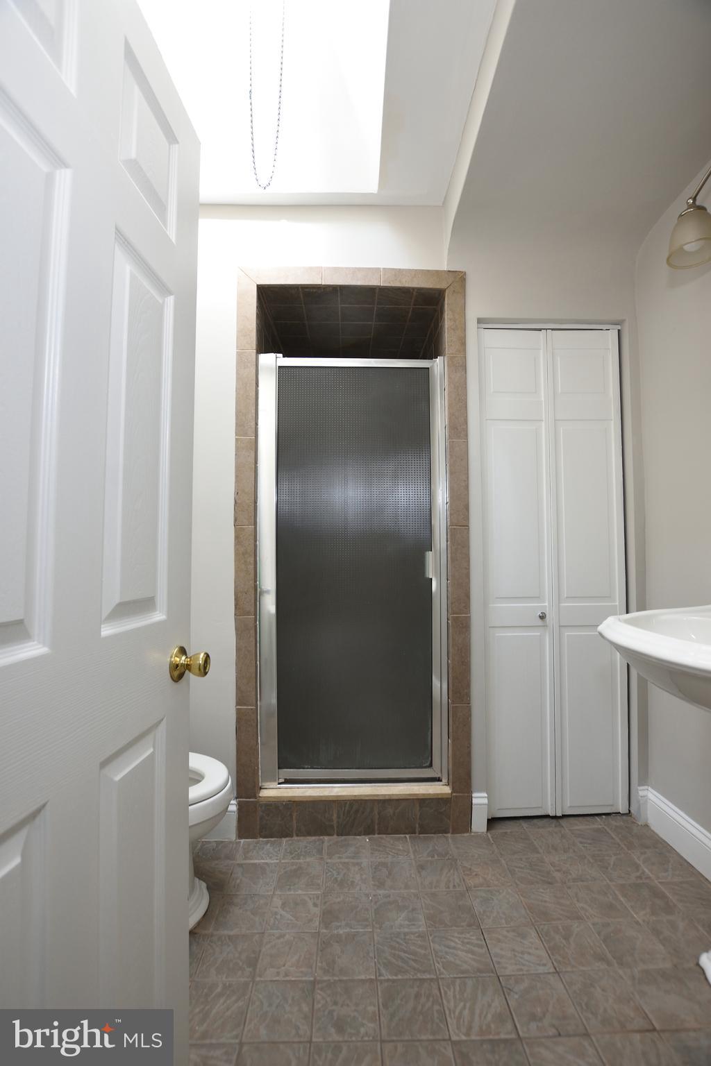 242 Sanford Road Upper Darby, PA 19082 - Photo 29 of 31