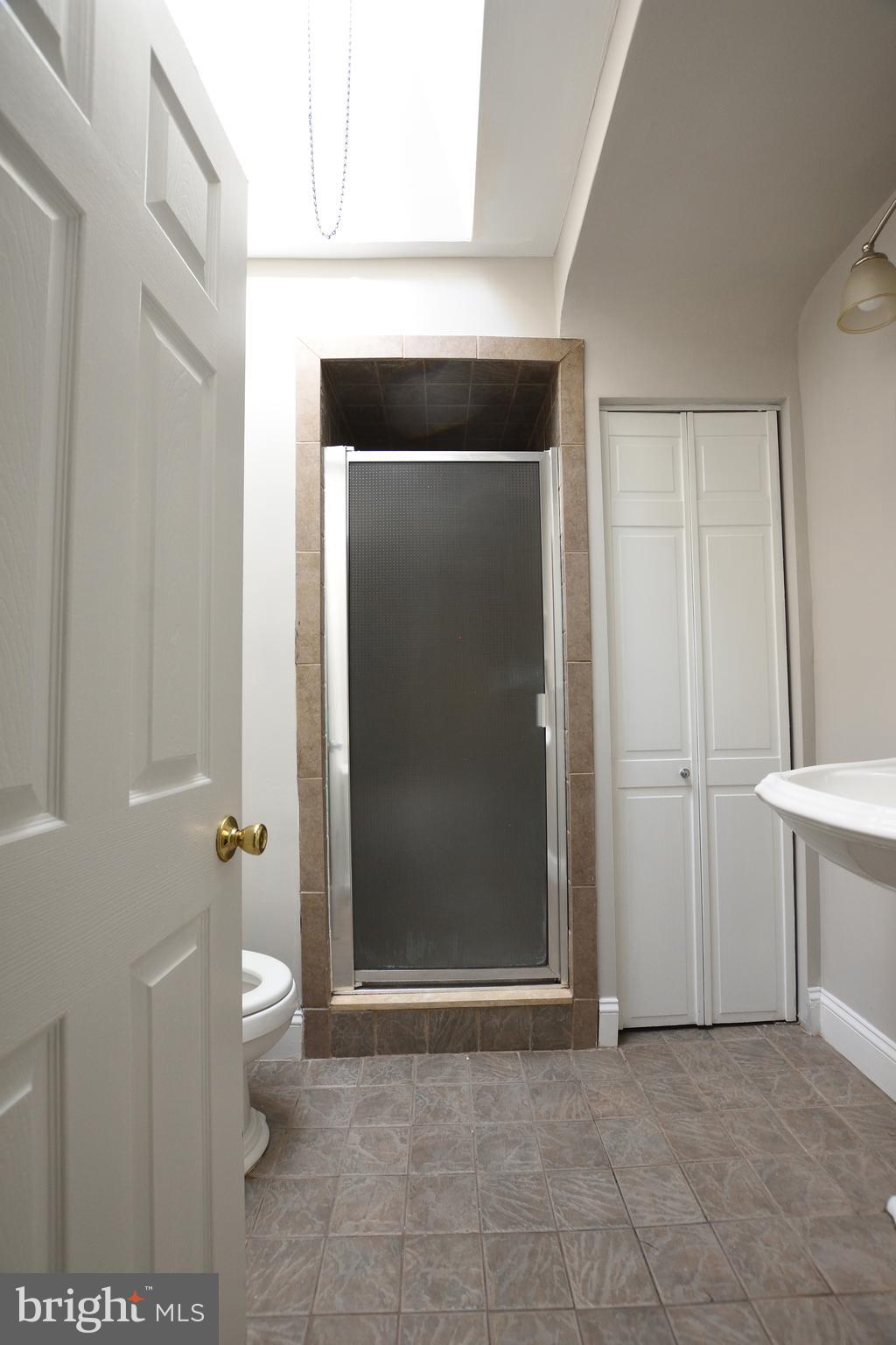 242 Sanford Road Upper Darby, PA 19082 - Photo 30 of 31