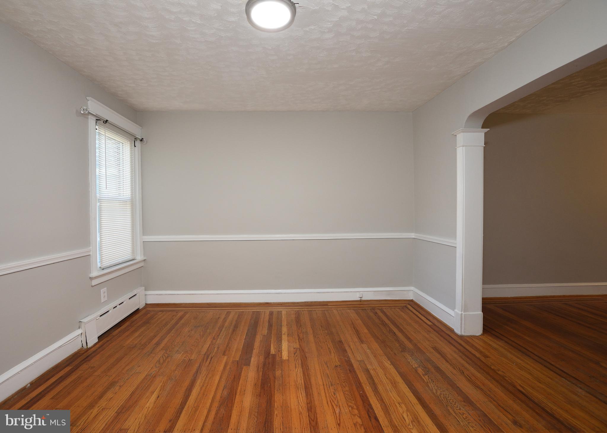 242 Sanford Road Upper Darby, PA 19082 - Photo 6 of 31