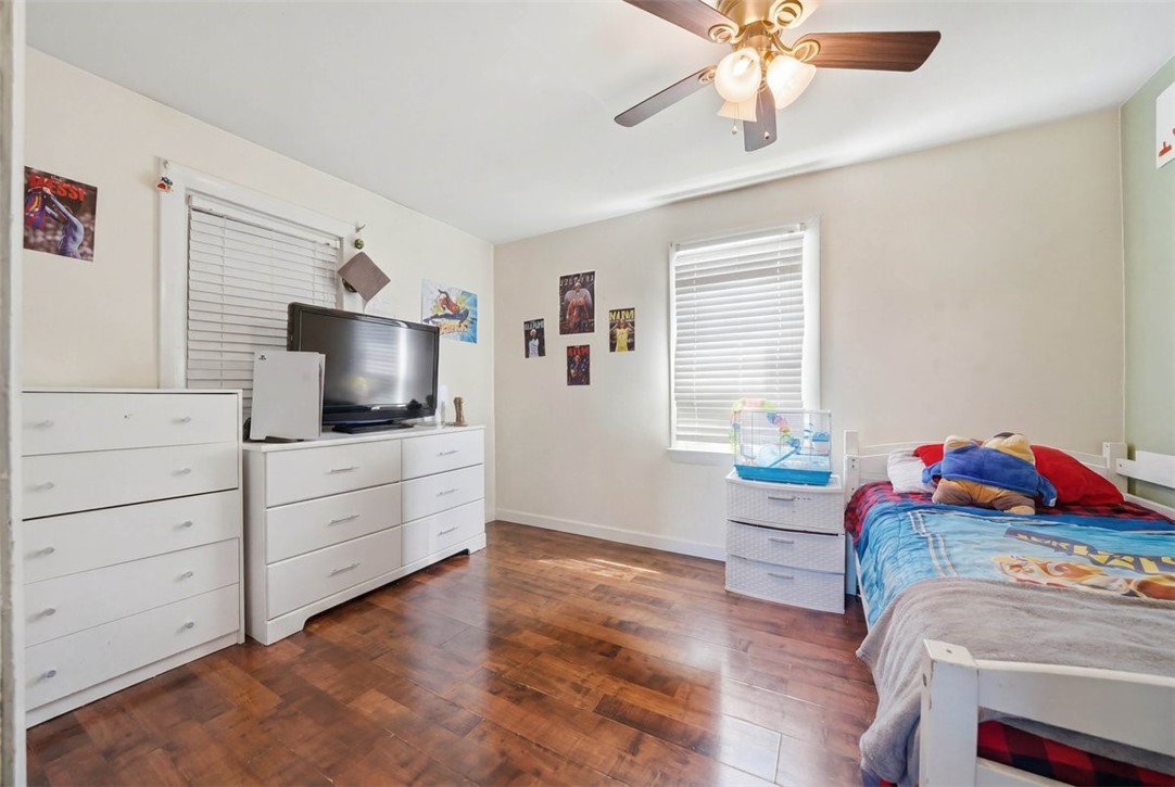 87 Manton Street Pawtucket, RI 02861 - Photo 8 of 20