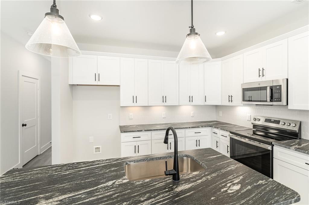 3602 Bridleton Ridge Trail Greensboro, NC 27410 - Photo 4 of 26 Gallery Image 4