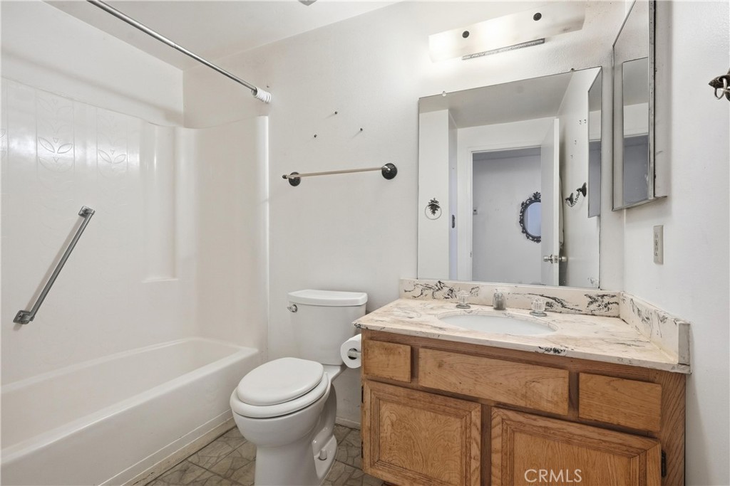 19432 Oak Crossing Road Newhall, CA 91321 - Photo 9 of 18 Gallery Image 9