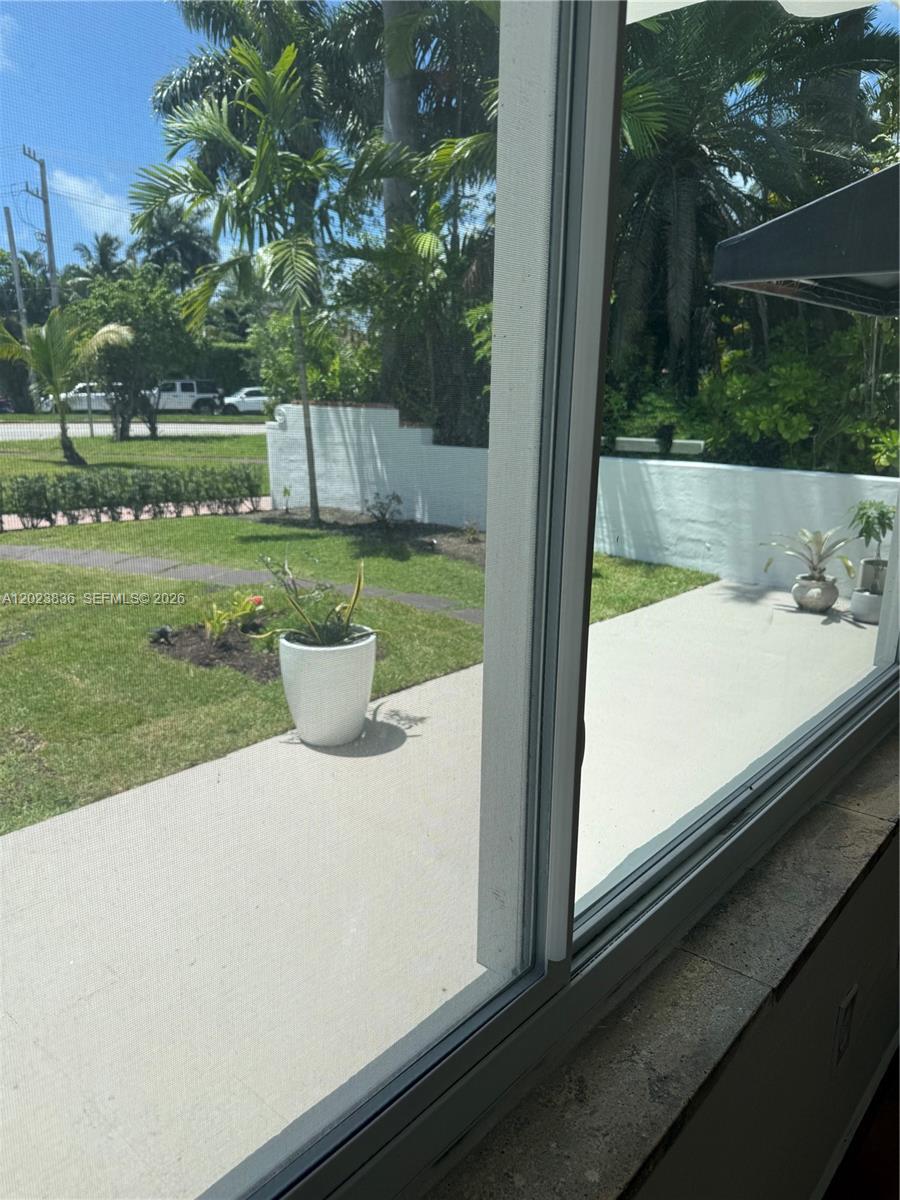 6312 Alton Road Miami Beach, FL 33140 - Photo 14 of 15