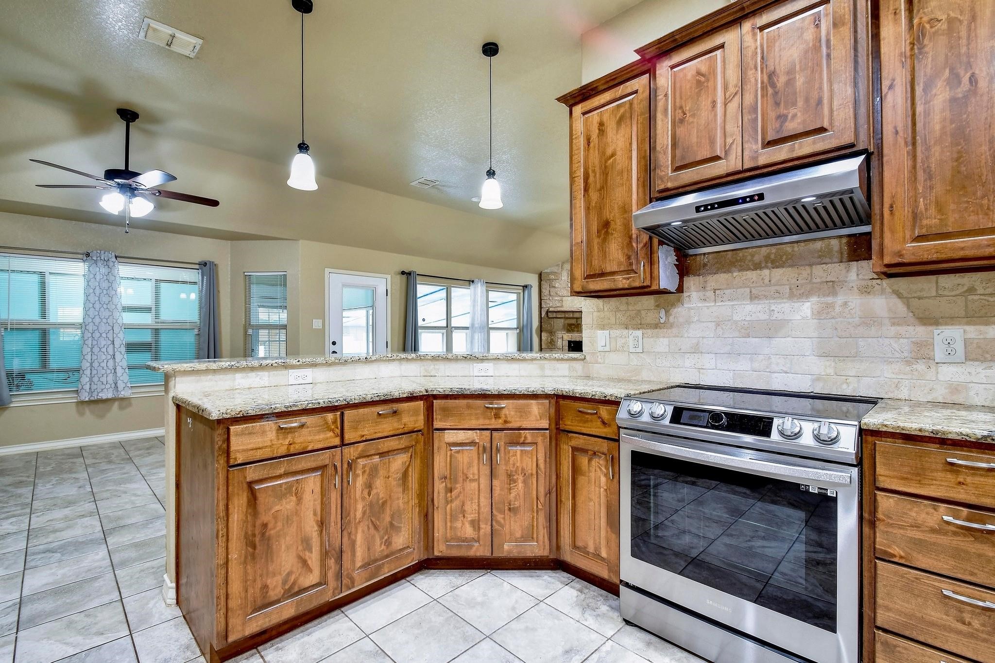 158 Pullman Road La Vernia, TX 78121 - Photo 11 of 23