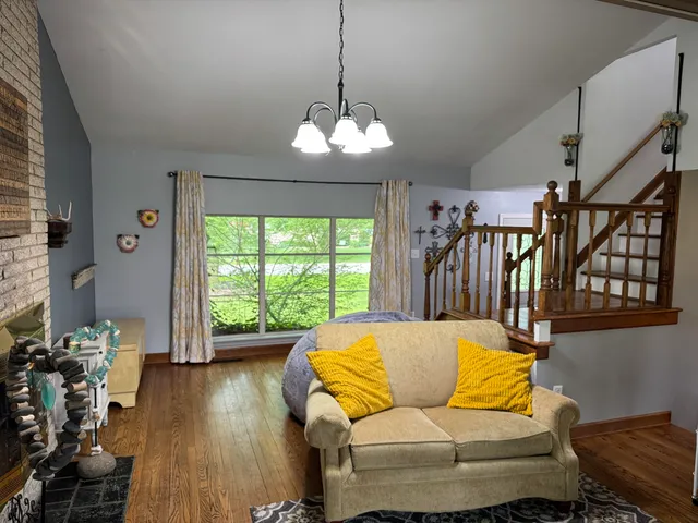 $369,900 | 29011 Glenarden Street, Farmington Hills, MI 48334