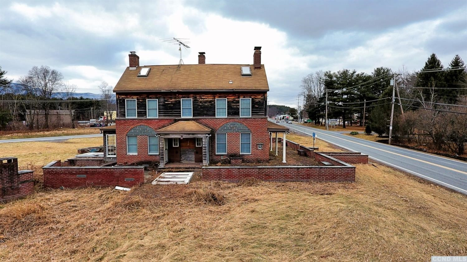 189 Main Street Cairo, NY 12413 - Photo 12 of 57 an aerial view of a house with swimming pool