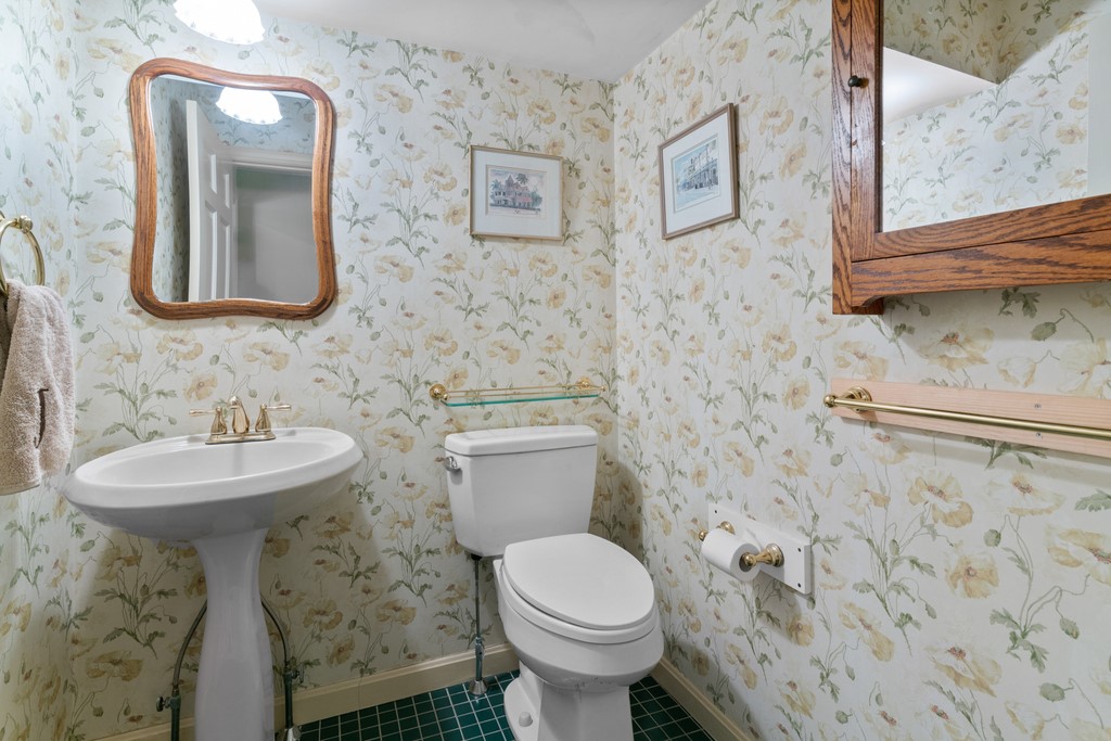 70 Fletcher Road North Kingstown, RI 02852 - Photo 21 of 49