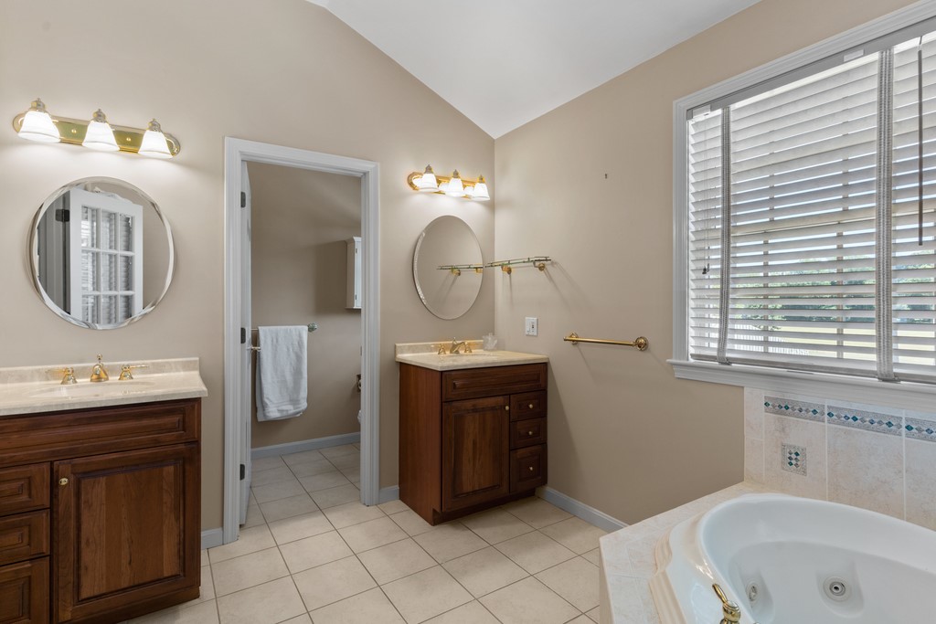 70 Fletcher Road North Kingstown, RI 02852 - Photo 27 of 49