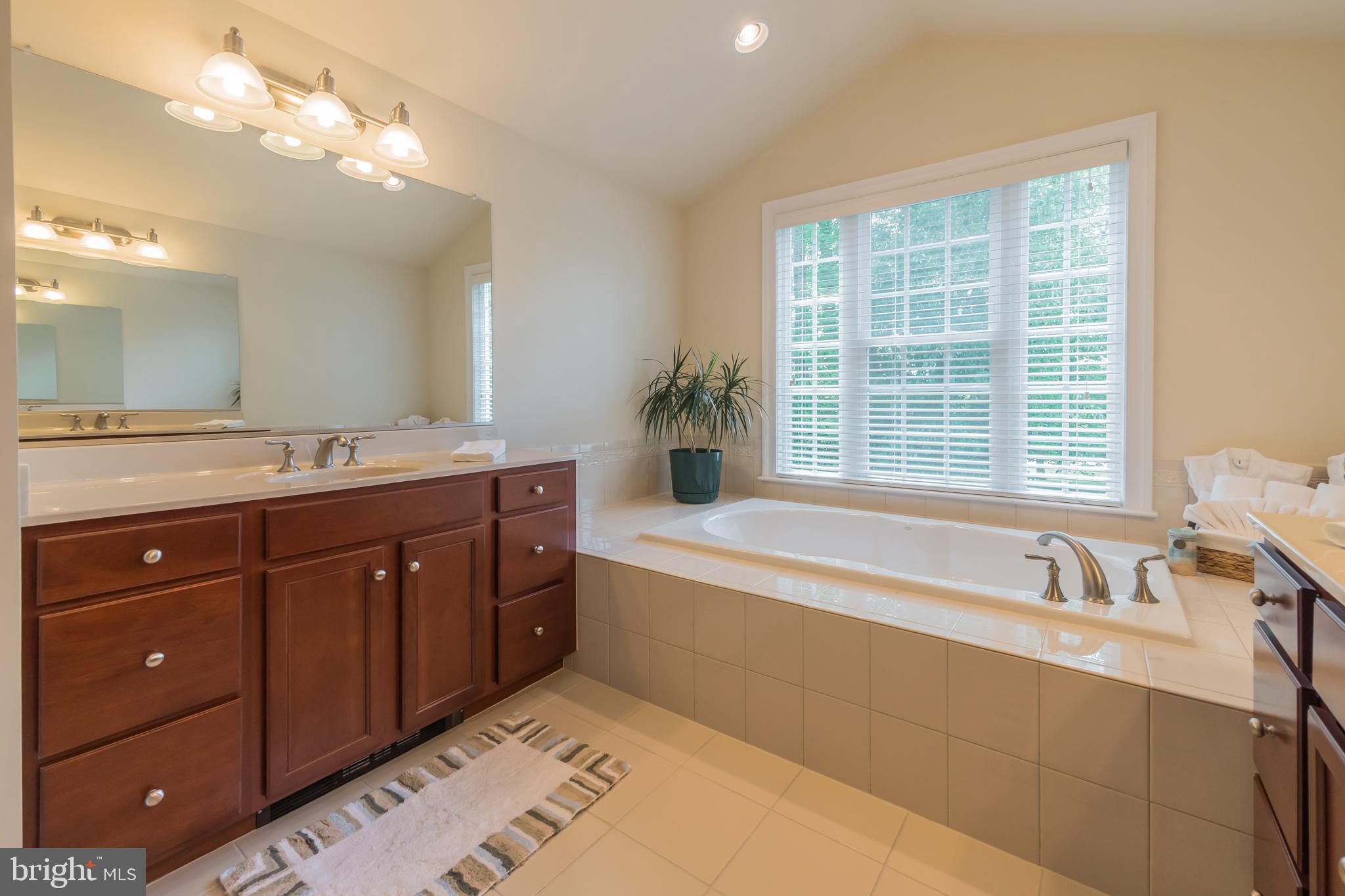 815 Norwood Road Silver Spring, MD 20905 - Photo 28 of 32