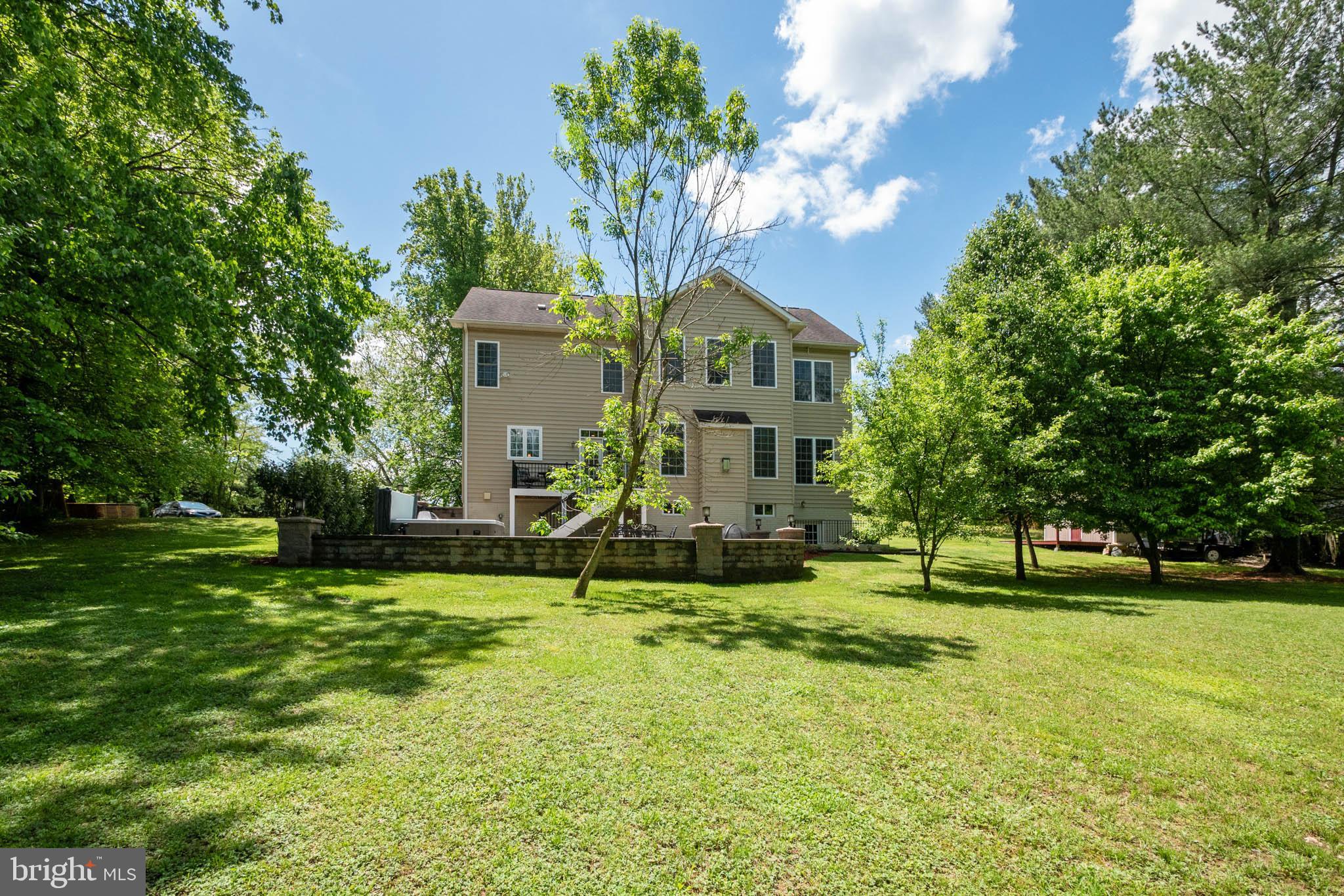 815 Norwood Road Silver Spring, MD 20905 - Photo 4 of 32