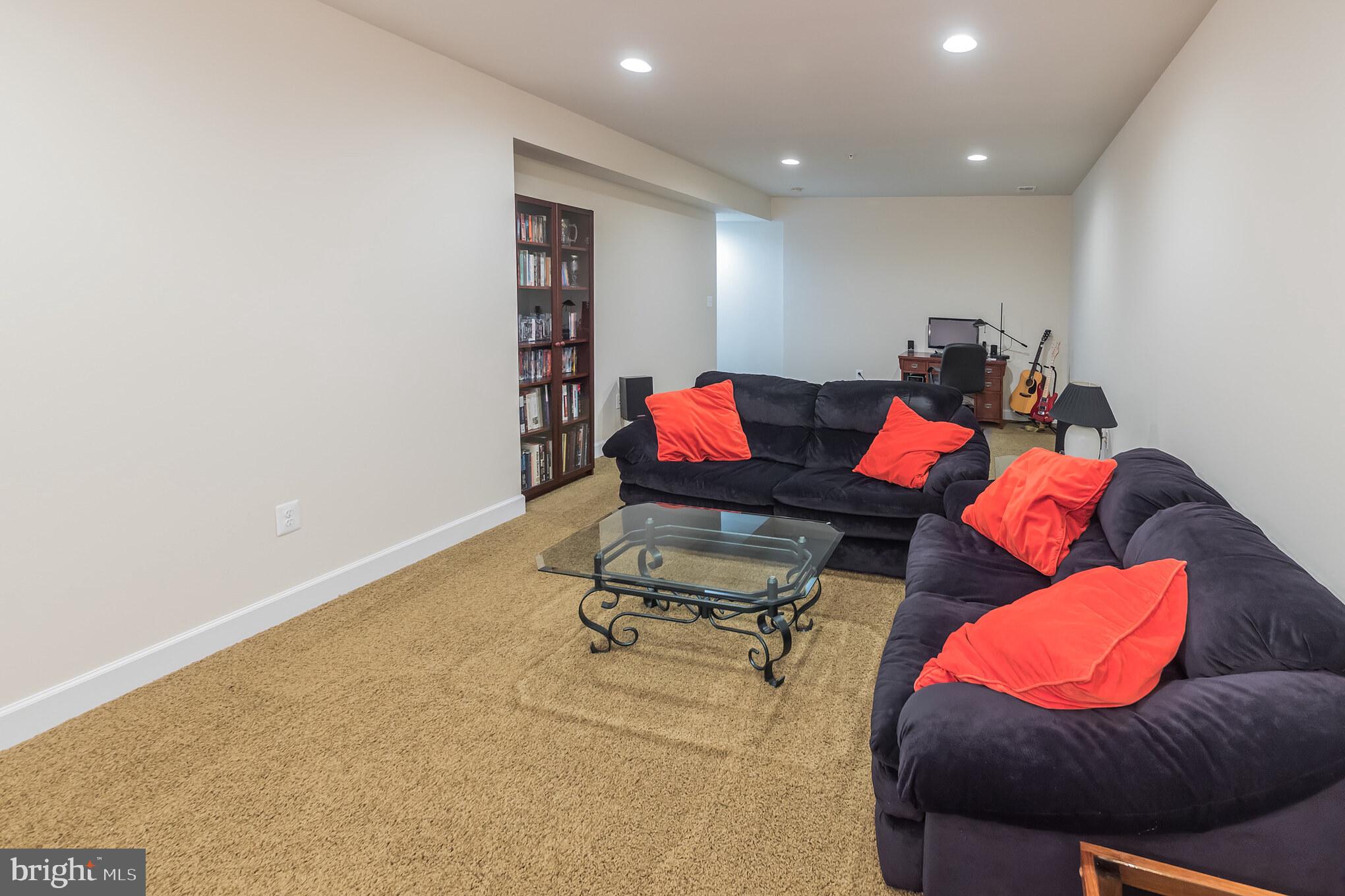 815 Norwood Road Silver Spring, MD 20905 - Photo 32 of 32