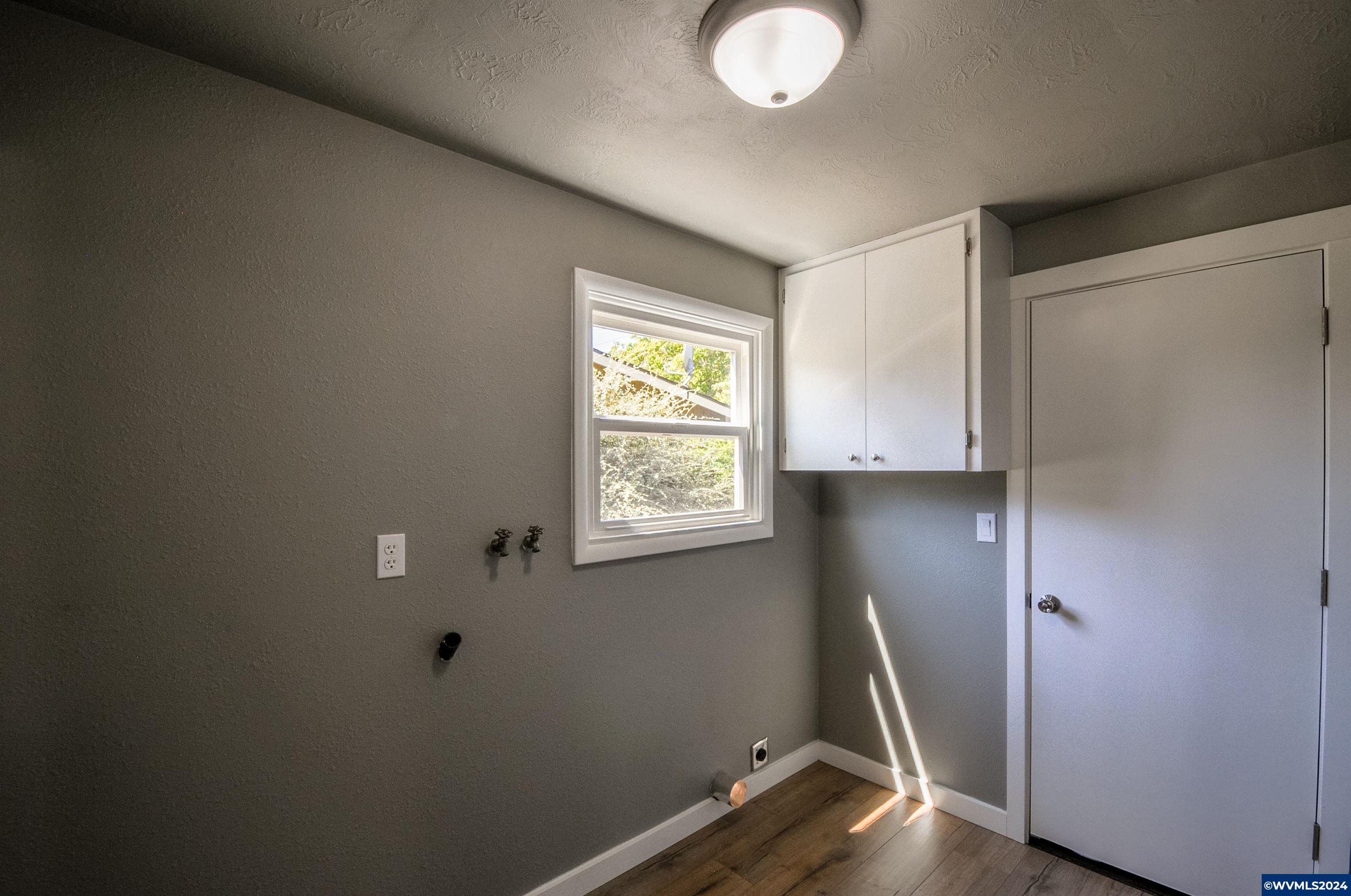 3920 Lone Oak Road Southeast Salem, OR 97302 - Photo 11 of 26 Gallery Image 11