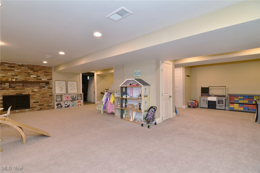 29449 Edgedale Road Cleveland, OH 44124 - Photo 37 of 49 Gallery Image 37