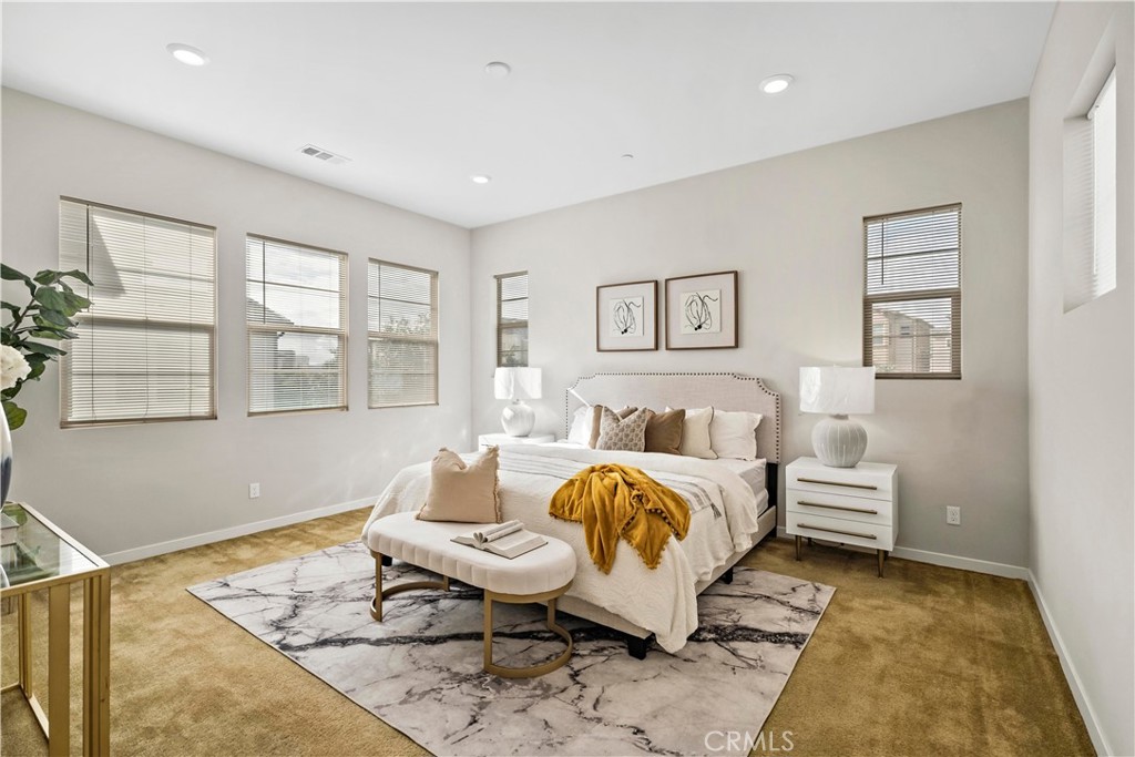 185 Frame Irvine, CA 92618 - Photo 12 of 21