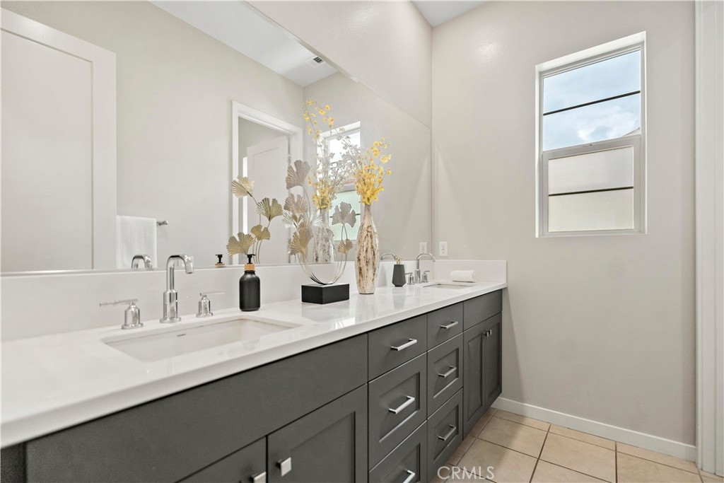 185 Frame Irvine, CA 92618 - Photo 18 of 21