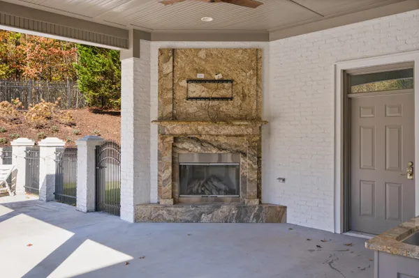 $1,150,000 | 715 Pembridge Circle, Cleveland, TN 37312