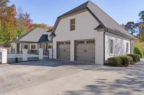 $1,150,000 | 715 Pembridge Circle, Cleveland, TN 37312