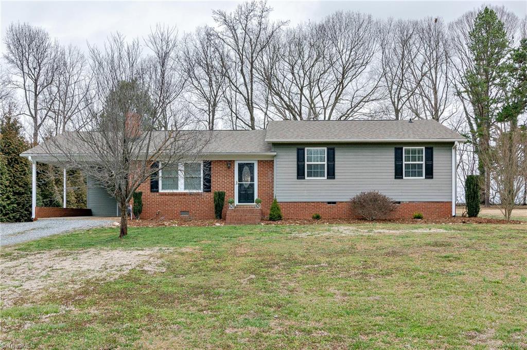 189 Stratford Road Lexington, NC 27292 - Photo 3 of 34