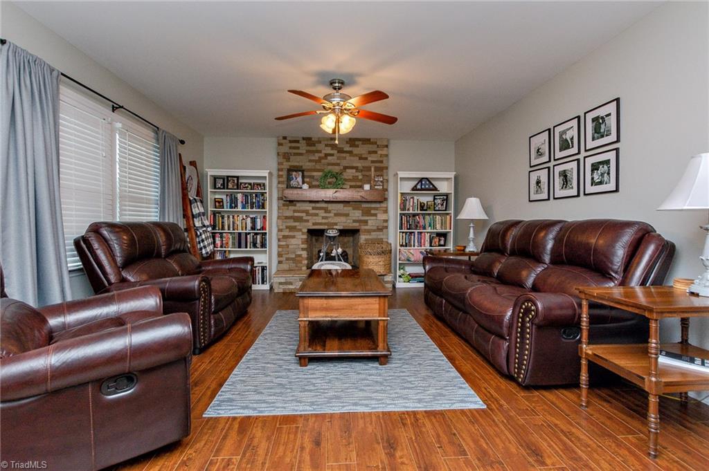 189 Stratford Road Lexington, NC 27292 - Photo 8 of 34