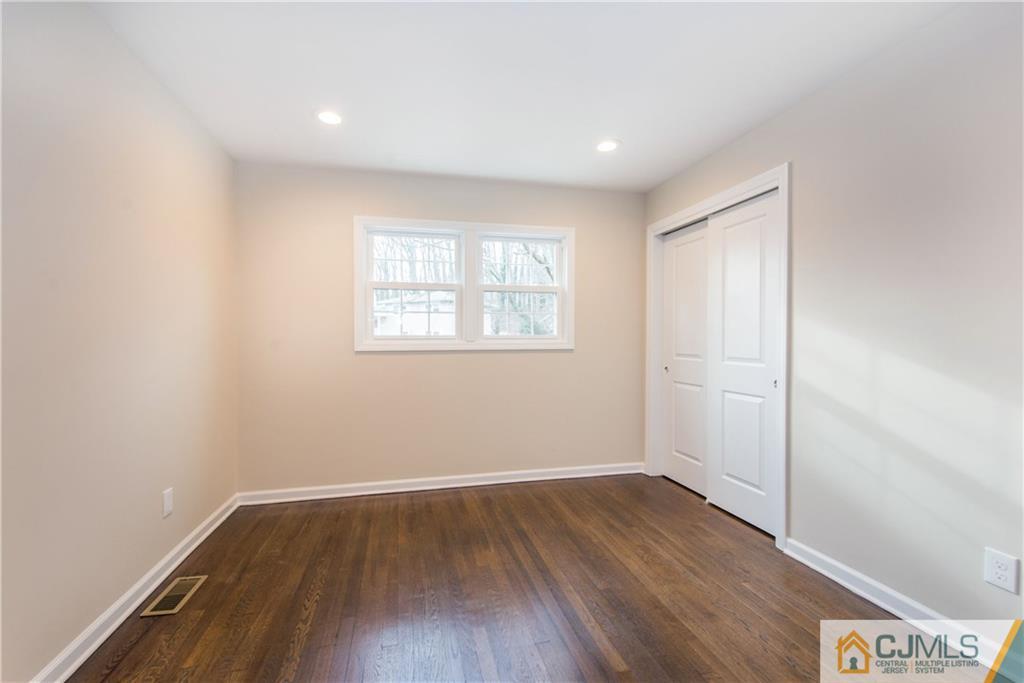 14 Larchmont Road Edison, NJ 08837 - Photo 14 of 19 Gallery Image 14