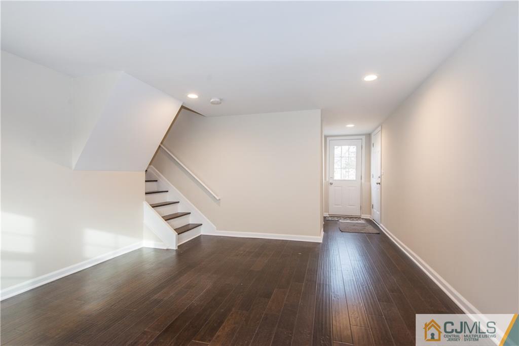14 Larchmont Road Edison, NJ 08837 - Photo 18 of 19 Gallery Image 18