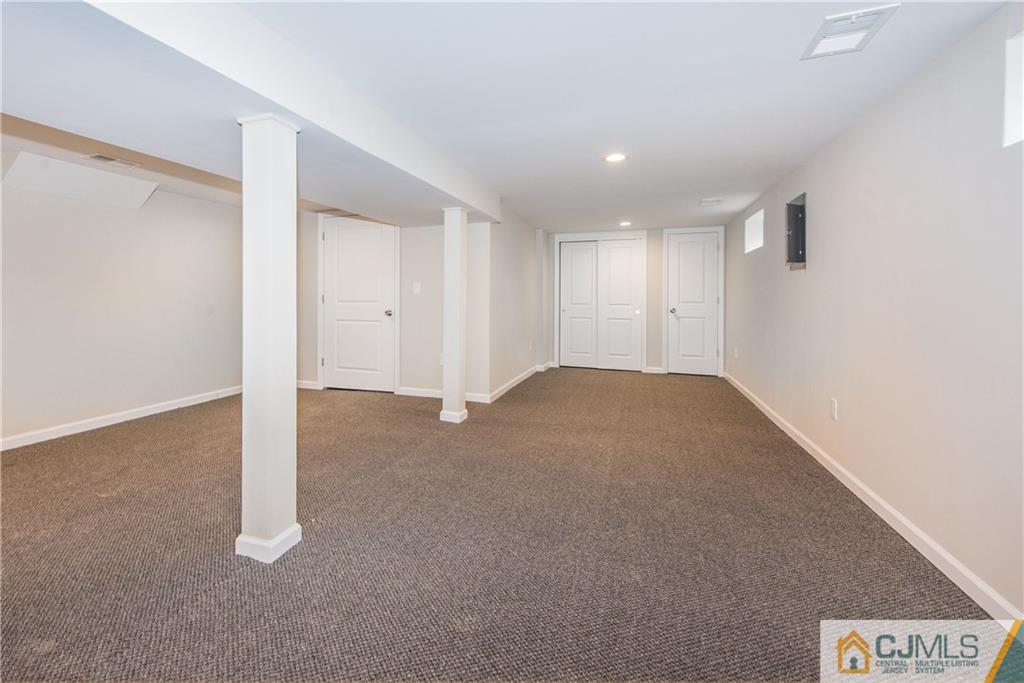 14 Larchmont Road Edison, NJ 08837 - Photo 19 of 19 Gallery Image 19