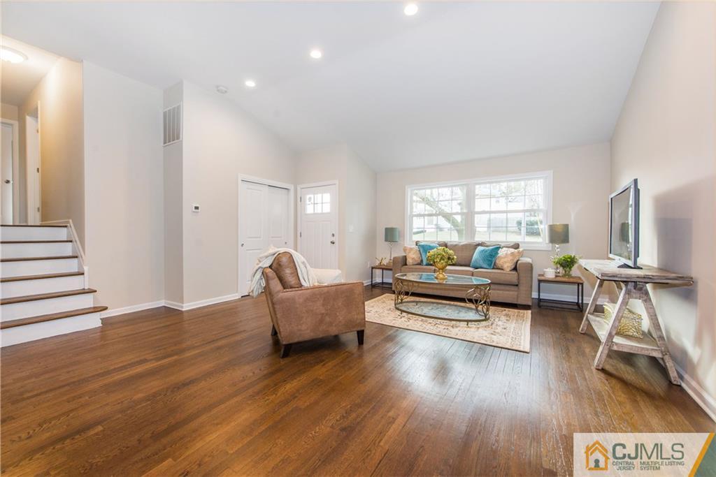 14 Larchmont Road Edison, NJ 08837 - Photo 3 of 19 Gallery Image 3