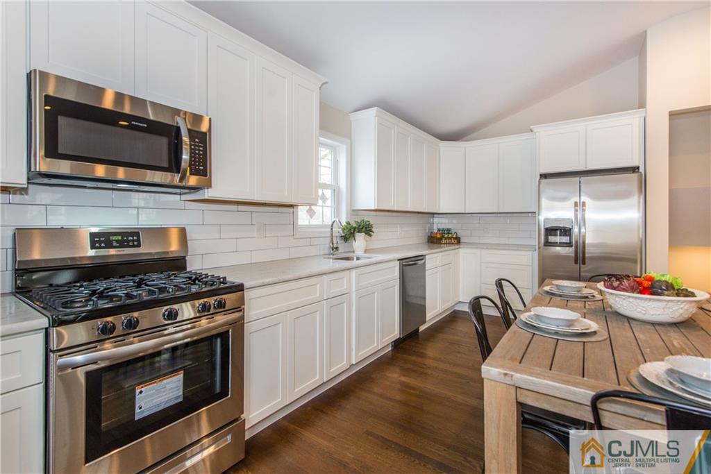 14 Larchmont Road Edison, NJ 08837 - Photo 6 of 19 Gallery Image 6