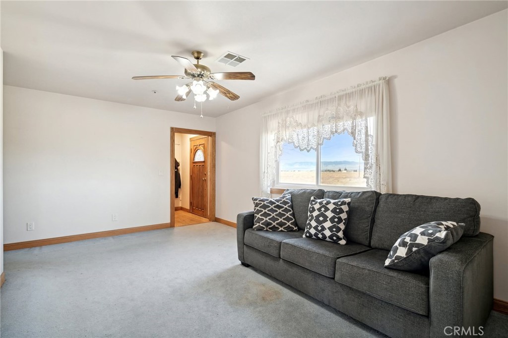 17050 Lancaster Road Lancaster, CA 93536 - Photo 16 of 27