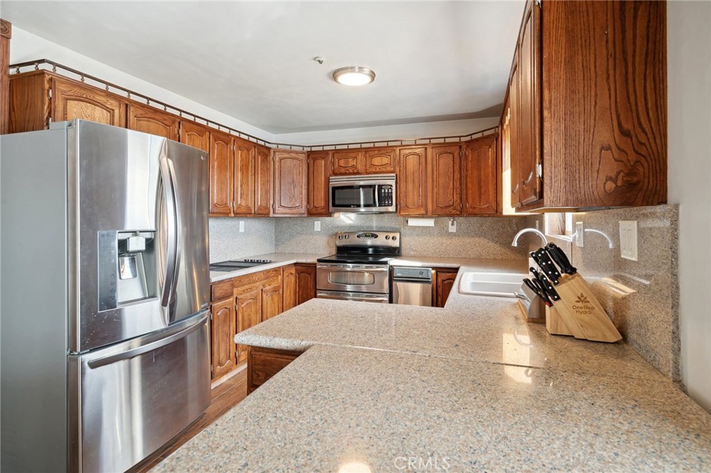 17050 Lancaster Road Lancaster, CA 93536 - Photo 8 of 27