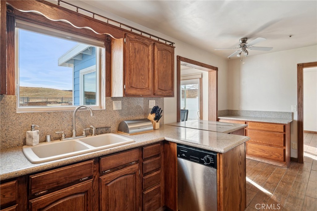 17050 Lancaster Road Lancaster, CA 93536 - Photo 9 of 27